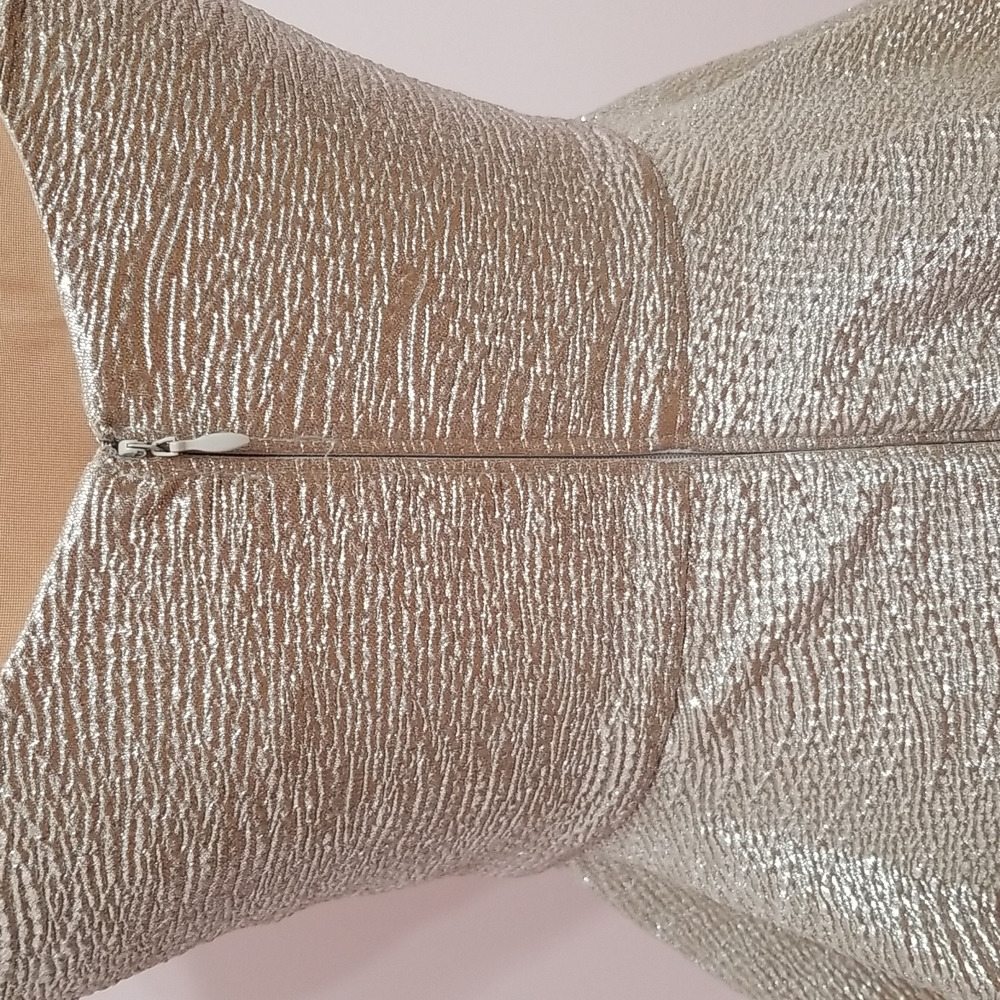 Gold metallic dress, size S - Picture 11 of 16